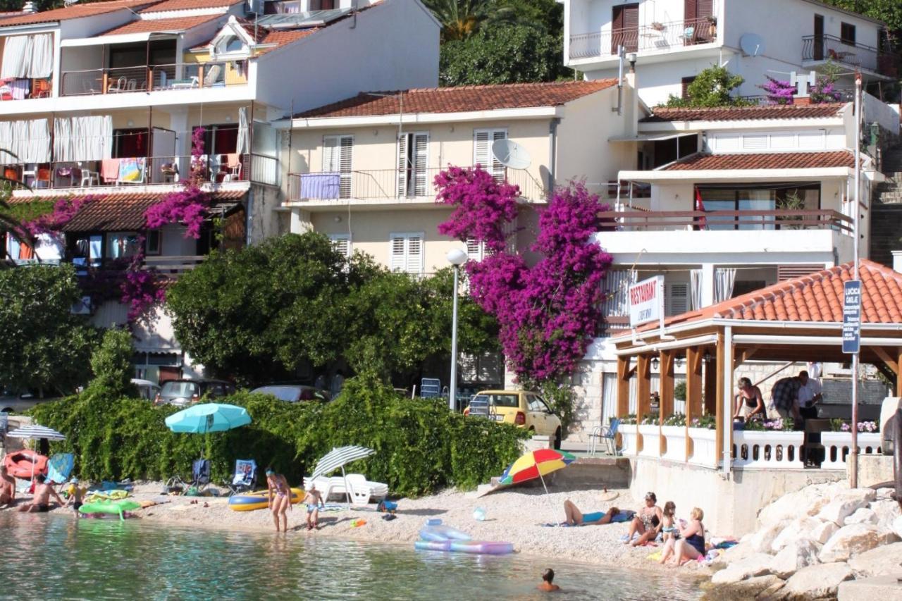 Apartments By The Sea Podgora, Makarska - 6787 Exterior photo